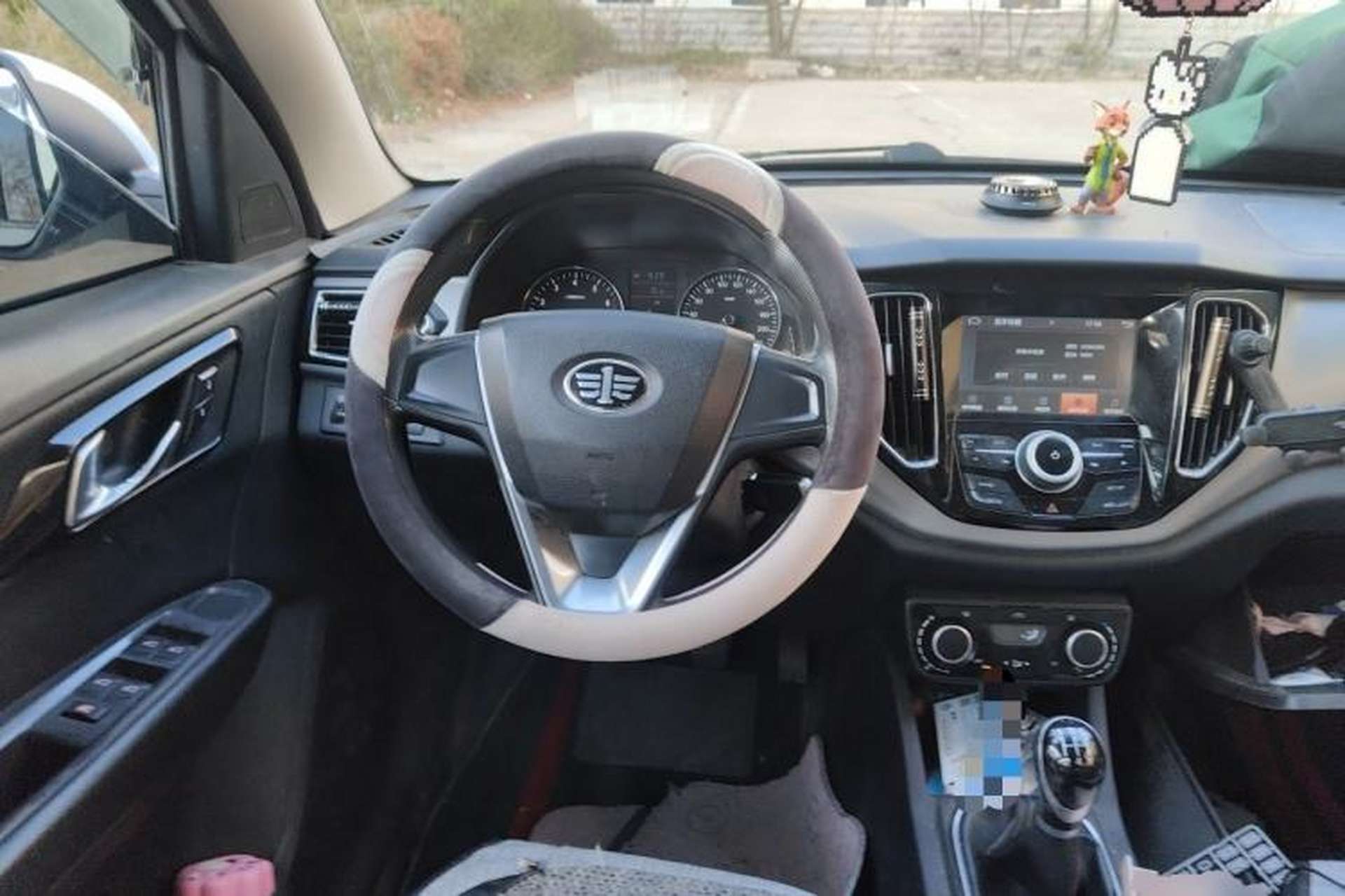 Used FAW Senya R7 2016 1.6L Manual Comfort Model Steering Wheel