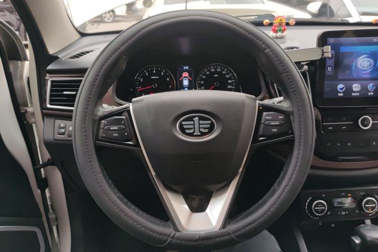 Used FAW Senya R7 2016 1.6L Automatic Prestige Model Steering Wheel