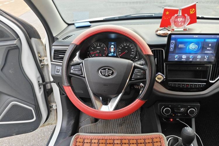 Used FAW Senya R7 2016 1.6L Manual Smart Version Steering Wheel