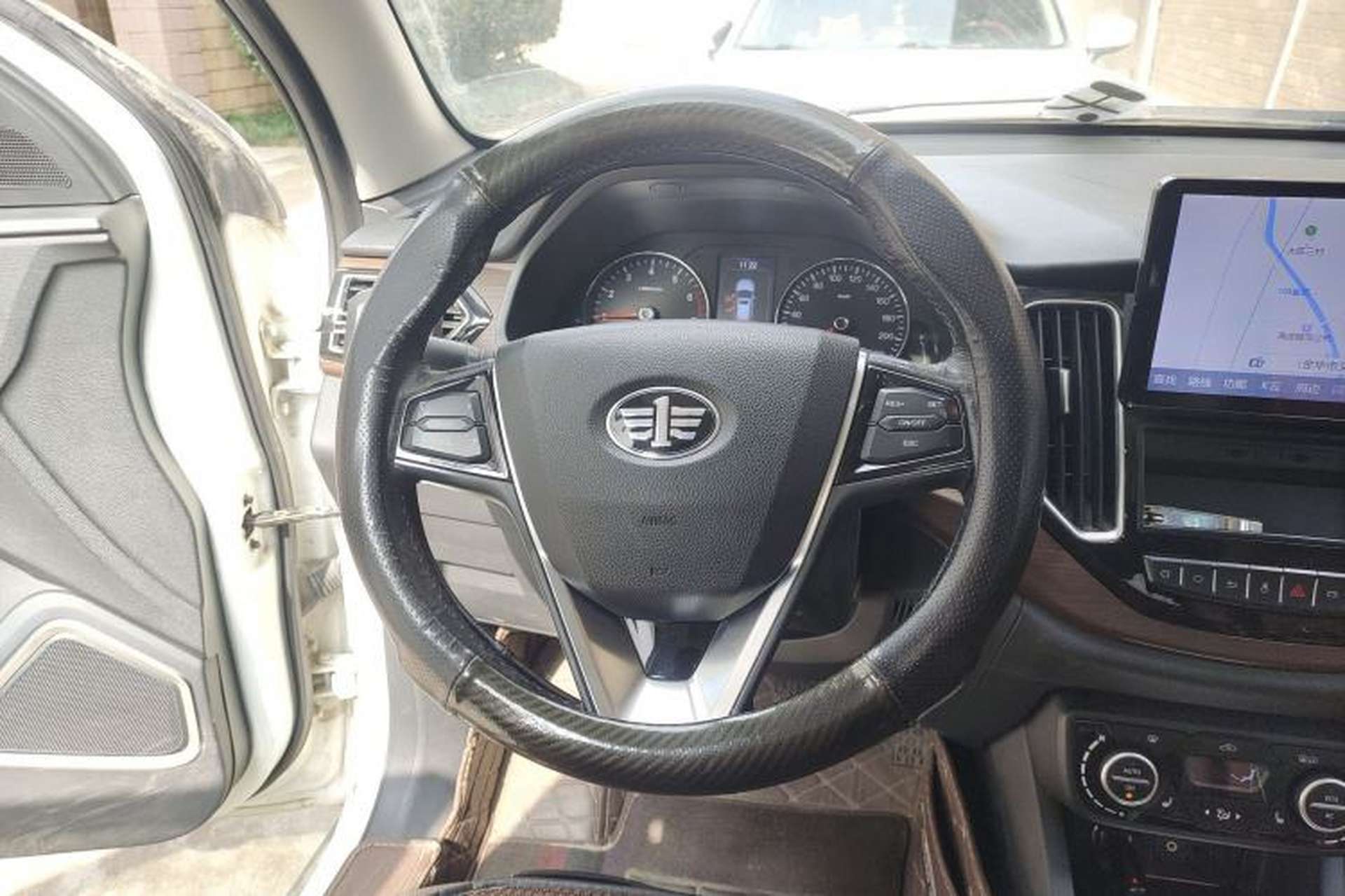 Used FAW Senya R7 2016 1.6L Manual Luxury Version Steering Wheel