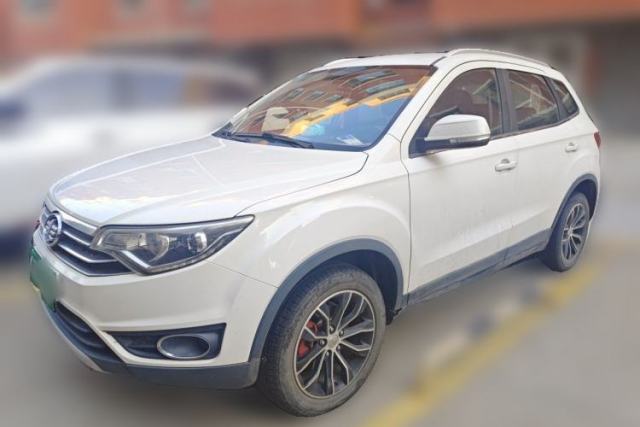Used FAW Senya R7 2016 1.6L Manual Luxury Model