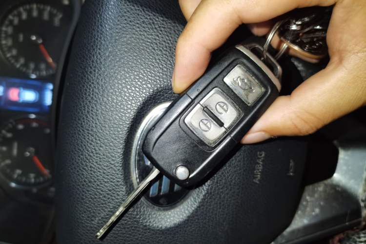Used FAW Senya R7 2016 1.6L Manual Smart Version Vehicle Key