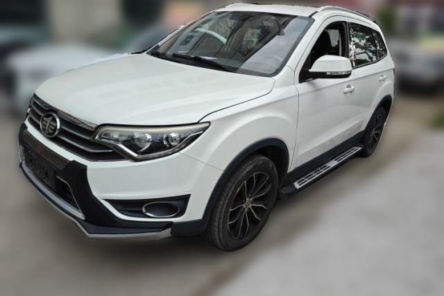Used FAW Senya R7 2016 1.6L Manual Luxury Model