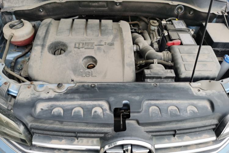 Used FAW Senya R7 2017 1.6L Automatic Luxury Model Engine Bay