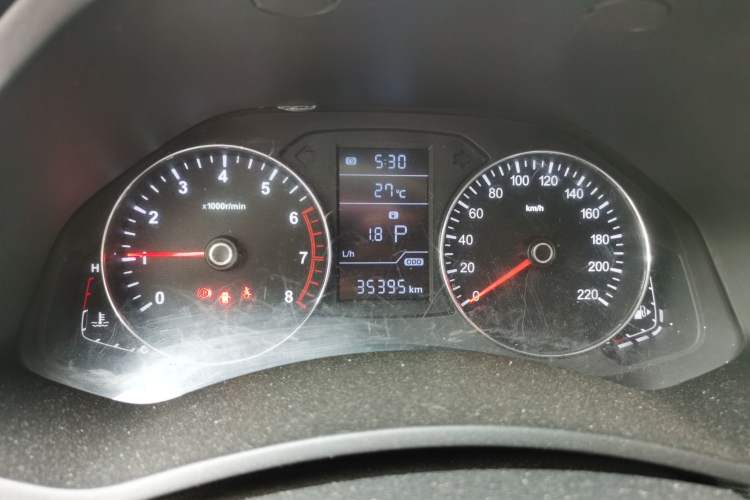 Used FAW Senya R7 2017 1.6L Automatic Luxury Model Instrument Cluster