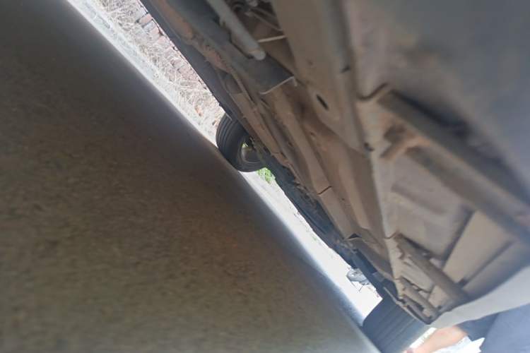 Used FAW Senya R7 2017 1.6L Manual Smart Model Chassis Rear Right