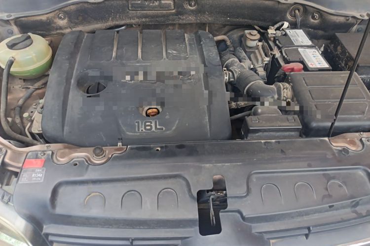 Used FAW Senya R7 2017 1.6L Manual Smart Model Engine Bay