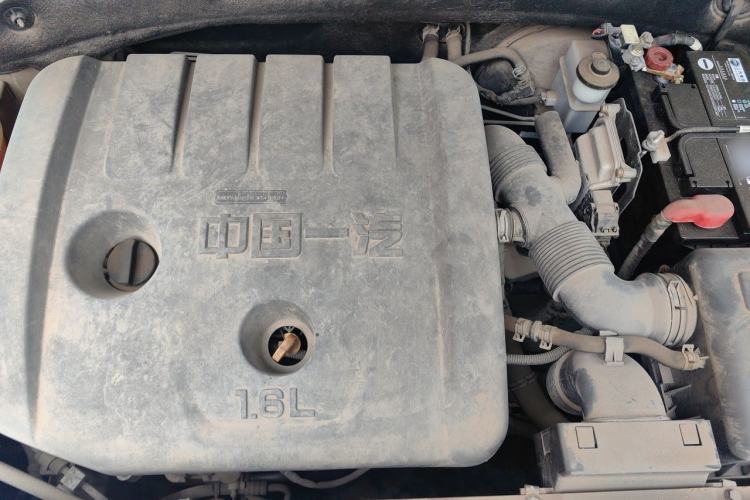 Used FAW Senya R7 2017 1.6L Manual Smart Model Engine Bay