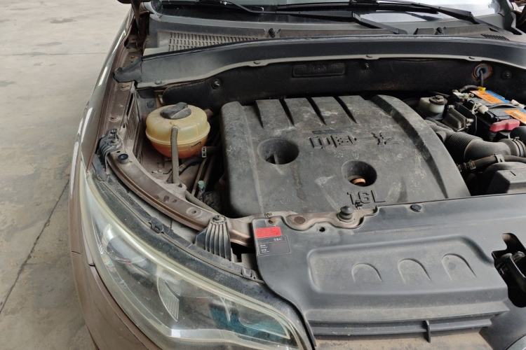 Used FAW Senya R7 2017 1.6L Automatic Smart Version Engine Bay Right