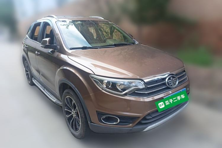 Used FAW Senya R7 2017 1.6L Manual Smart Model Front Right 45 Deg