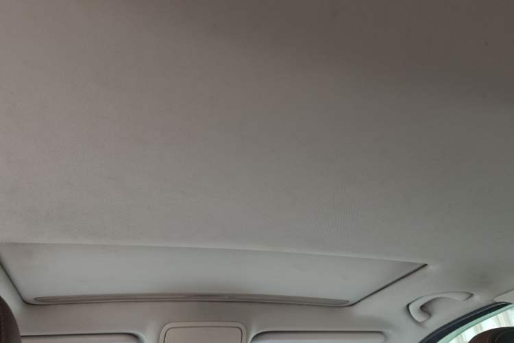 Used FAW Senya R7 2017 1.6L Automatic Smart Version Headliner