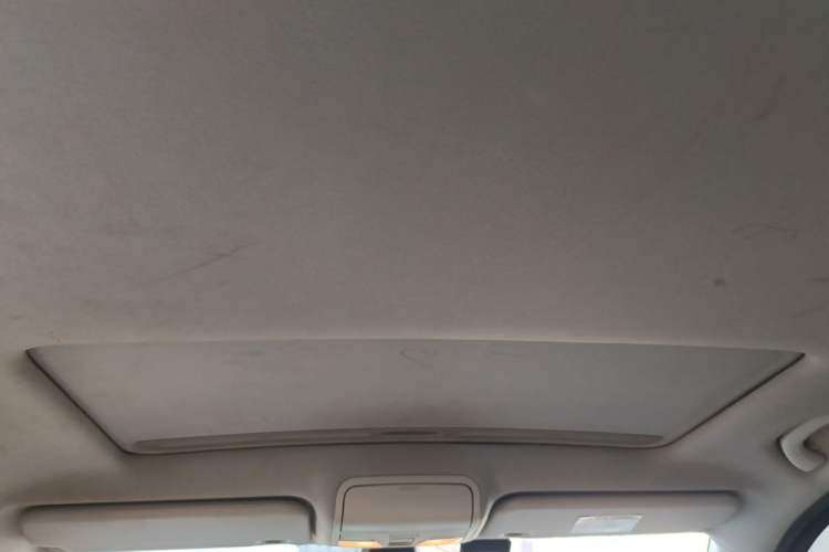 Used FAW Senya R7 2017 1.6L Manual Smart Model Headliner