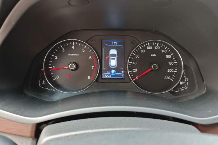 Used FAW Senya R7 2017 1.6L Automatic Smart Version Instrument Cluster