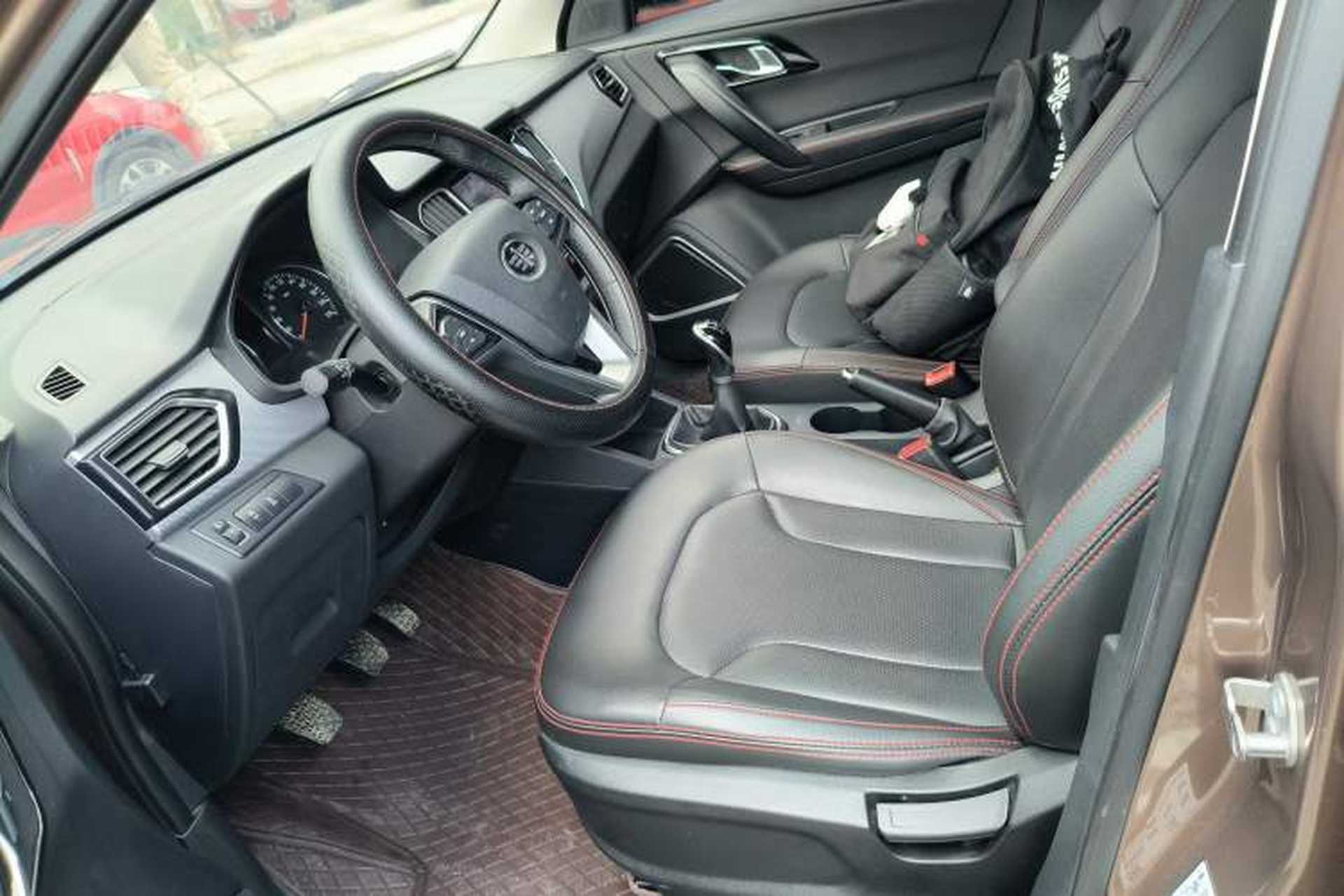 Used FAW Senya R7 2017 1.6L Manual Comfort Model Left Front Seat
