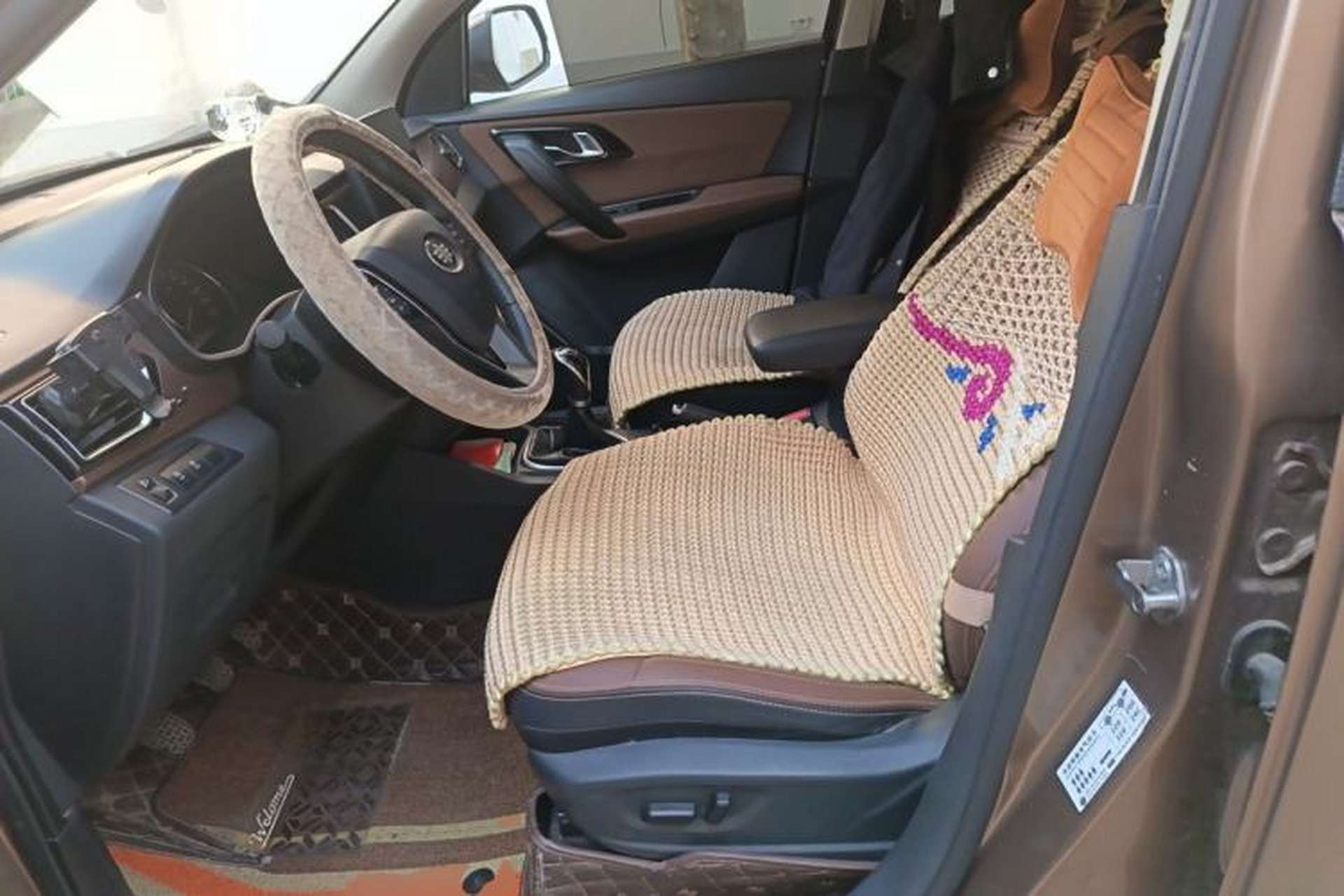 Used FAW Senya R7 2017 1.6L Manual Smart Model Left Front Seat
