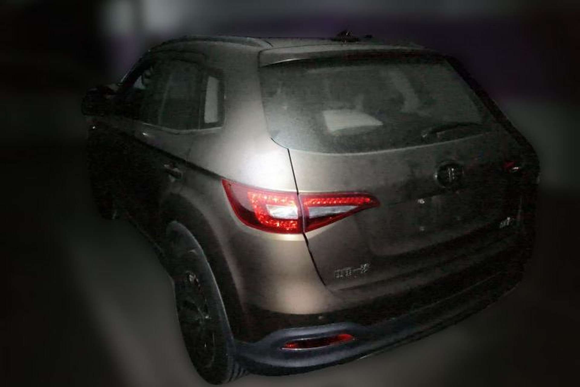 Used FAW Senya R7 2017 1.6L Manual Luxury Model Rear Left 45 Deg