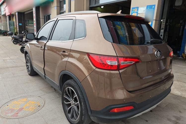 Used FAW Senya R7 2017 1.6L Manual Luxury Model Rear Left 45 Deg