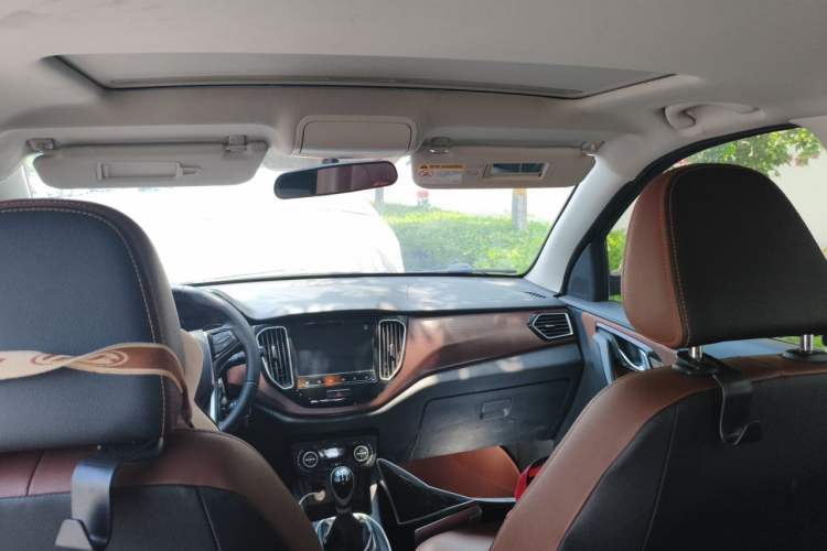 Used FAW Senya R7 2017 1.6L Manual Luxury Model Headliner