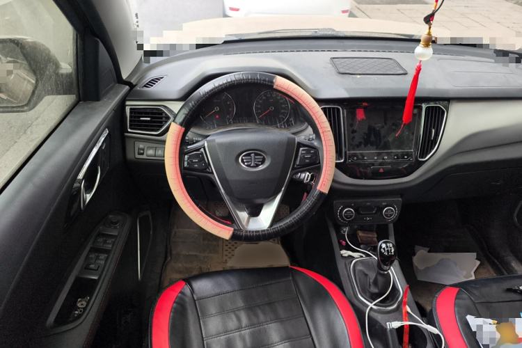 Used FAW Senya R7 2017 1.6L Manual Luxury Model Steering Wheel