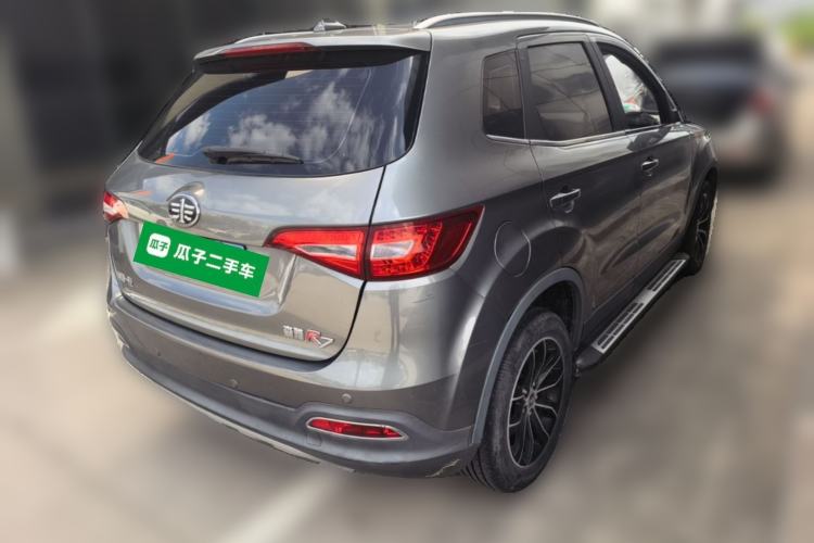 Used FAW Senya R7 2017 1.6L Manual Luxury Model Rear Right 45 Deg
