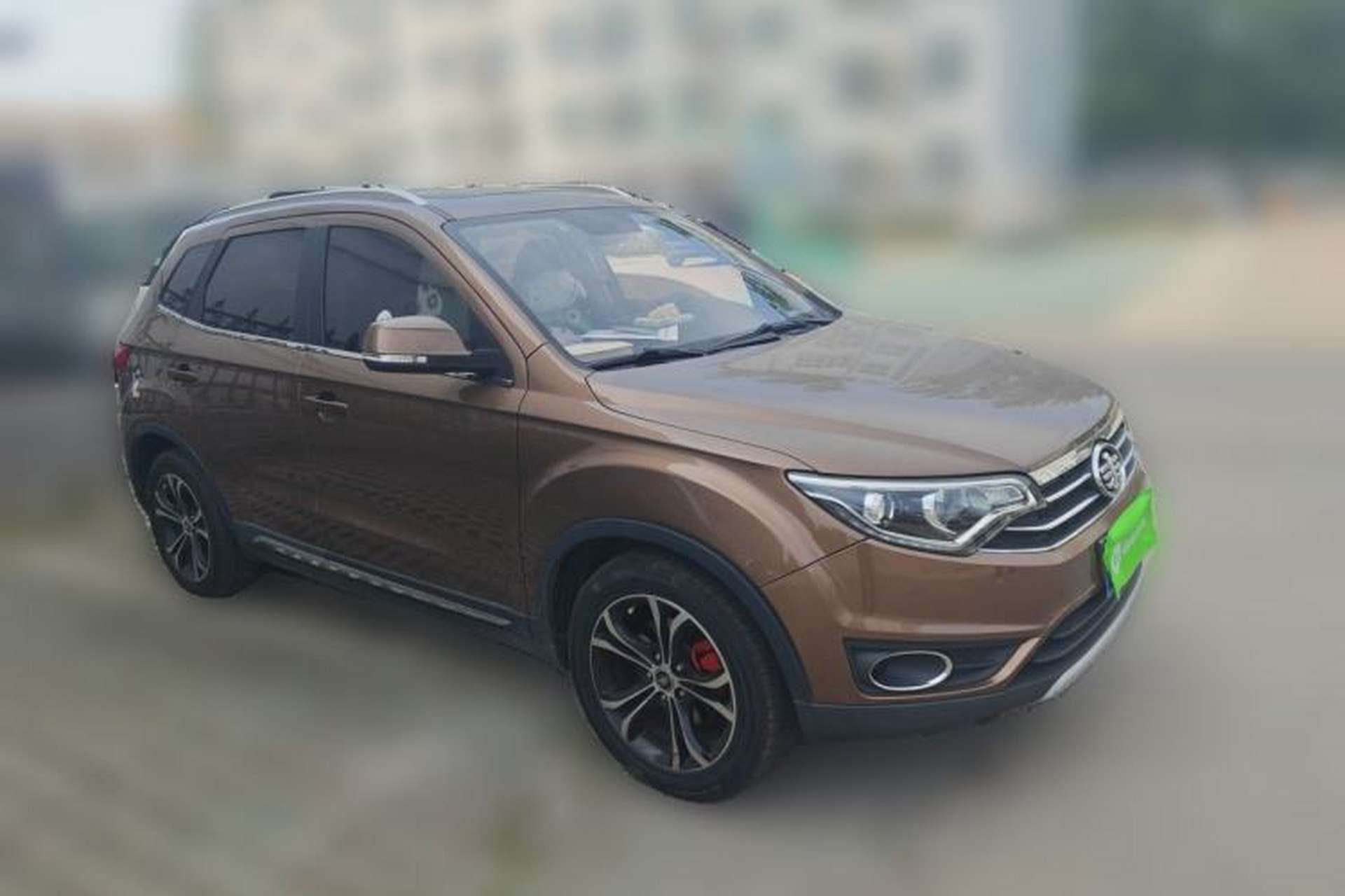 Used FAW Senya R7 2017 1.6L Automatic Prestige Model Front Right 45 Deg