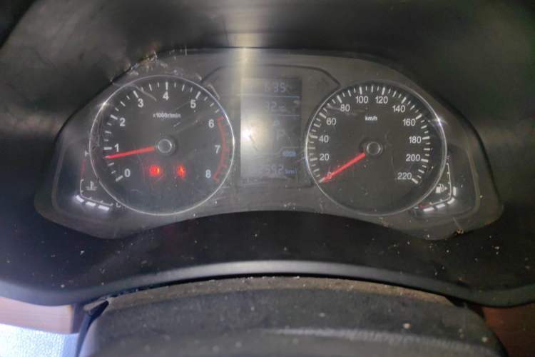 Used FAW Senya R7 2017 Revised Version 1.6L Automatic Luxury Edition Instrument Cluster