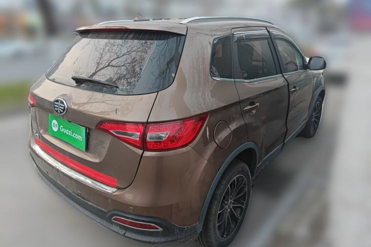 Used FAW Senya R7 2017 1.6L Manual Luxury Model Rear Right 45 Deg