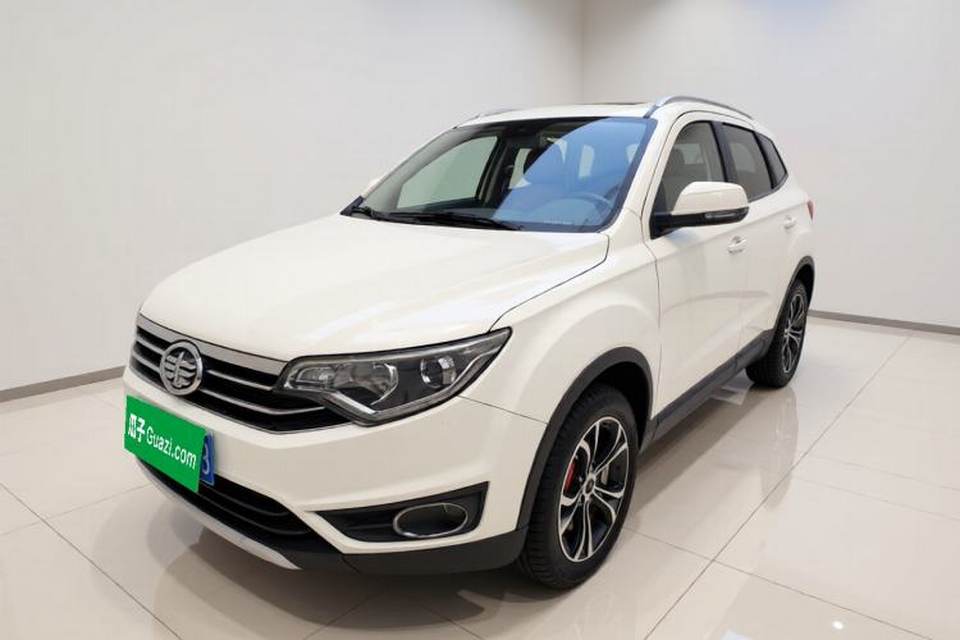 FAW Senya R7 2017