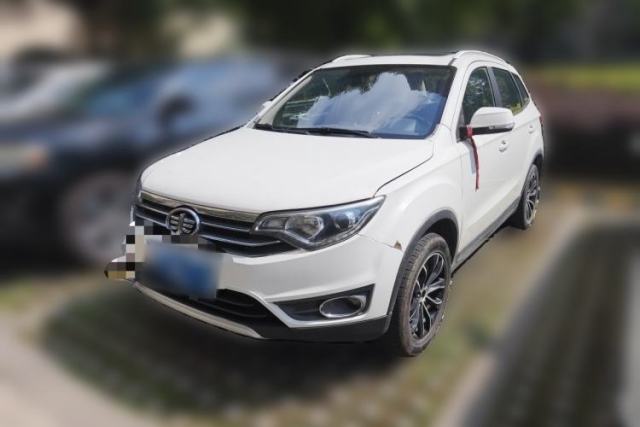 Used FAW Senya R7 2017 1.6L Manual Luxury Model