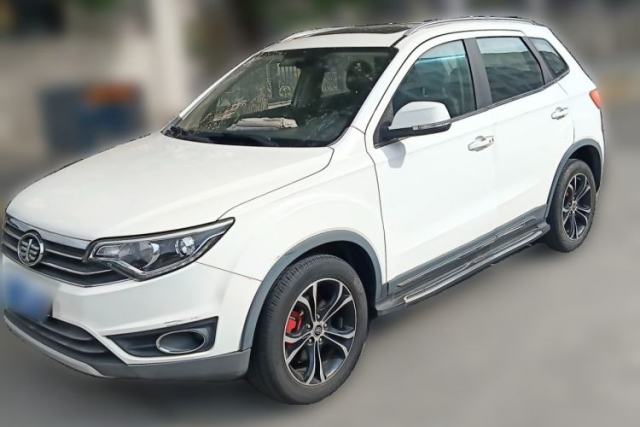 Used FAW Senya R7 2017 1.6L Automatic Prestige Model