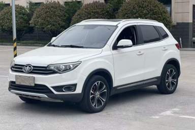 Used FAW Senya R7 2017 Smart Connected Version 1.6L Automatic Zhiyue Model