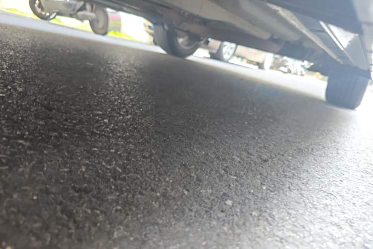 Used FAW Senya R7 2017 1.6L Automatic Smart Version Chassis Front Left