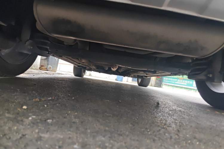 Used FAW Senya R7 2017 Smart Connected Version 1.6L Automatic Enjoyment Model Chassis Rear