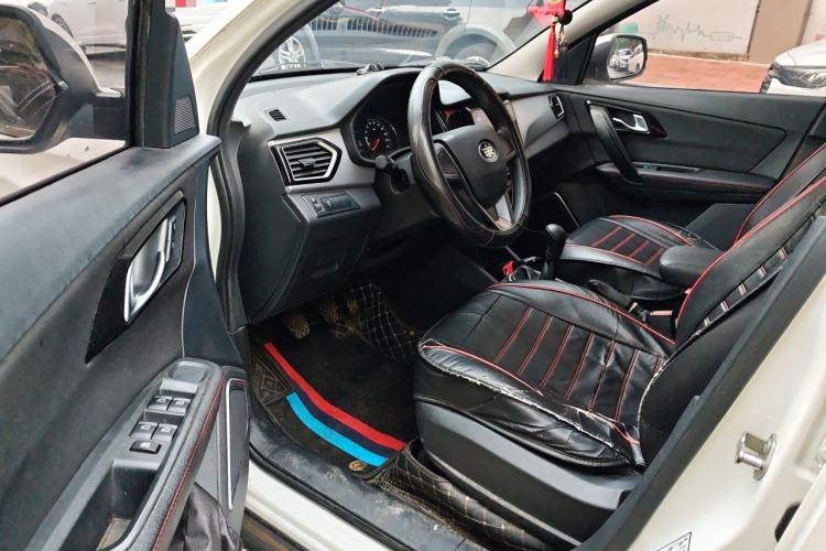 Used FAW Senya R7 2017 1.6L Manual Fashion Model Driver Seat