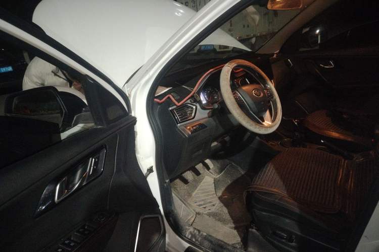 Used FAW Senya R7 2017 1.6L Manual Smart Model Driver Seat