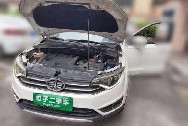 FAW Senya R7 2017 1.6L Manual Comfort Model usado