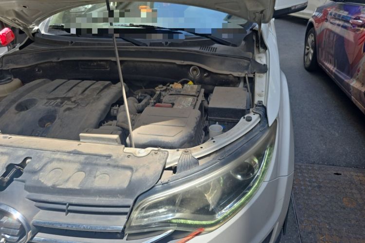 Used FAW Senya R7 2017 1.6L Automatic Smart Version Engine Bay Left
