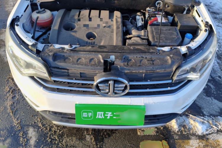 Used FAW Senya R7 2017 1.6L Automatic Smart Version Engine Bay
