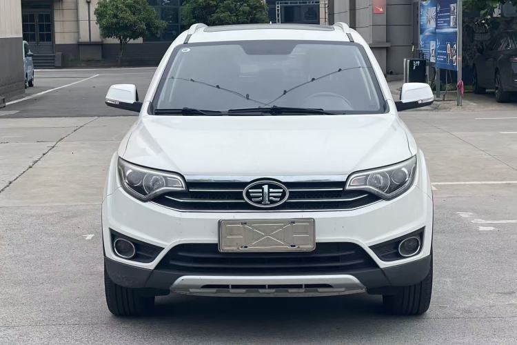 Used FAW Senya R7 2017 Smart Connected Version 1.6L Automatic Zhiyue Model Exterior 1
