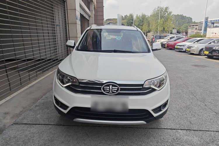 Used FAW Senya R7 2017 1.6L Manual Luxury Model Exterior 1