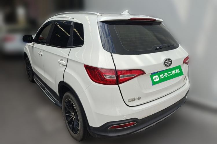 Used FAW Senya R7 2017 1.6L Manual Smart Model Exterior 3