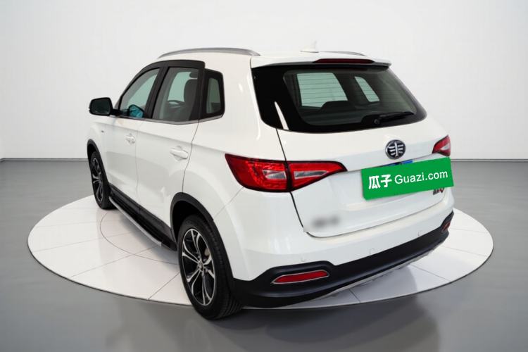 Used FAW Senya R7 2017 1.6L Automatic Smart Version Exterior 3