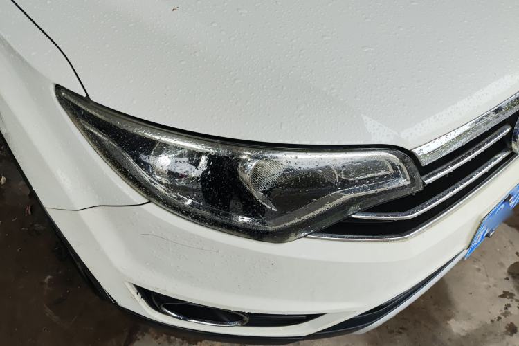 Used FAW Senya R7 2017 1.6L Automatic Smart Version Exterior 6