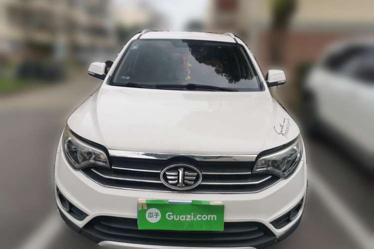 Used FAW Senya R7 2017 1.6L Automatic Luxury Model Front
