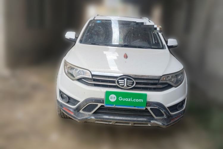 Used FAW Senya R7 2017 Smart Connected Version 1.5T Manual Zhiqing Model Front