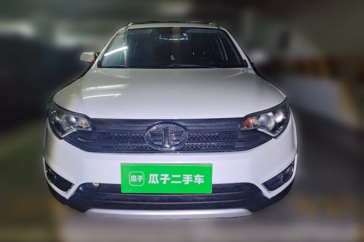 Used FAW Senya R7 2017 1.6L Manual Luxury Model Front