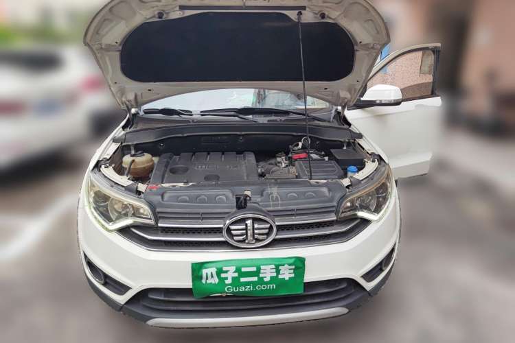 Used FAW Senya R7 2017 1.6L Manual Comfort Model Front