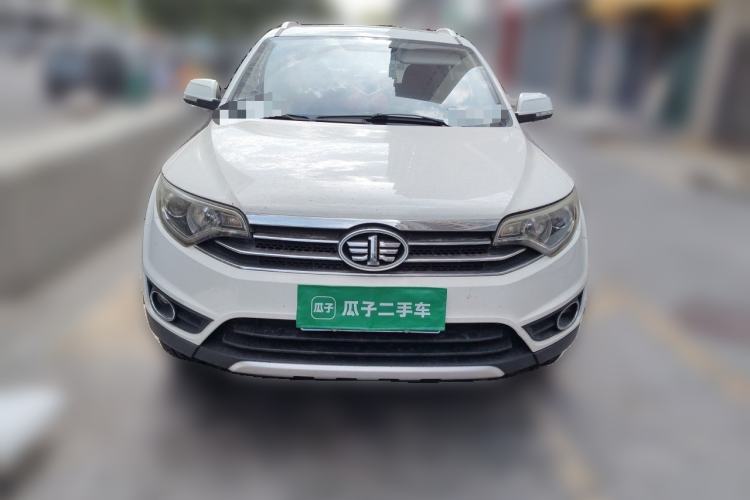 Used FAW Senya R7 2017 1.6L Automatic Prestige Model Front