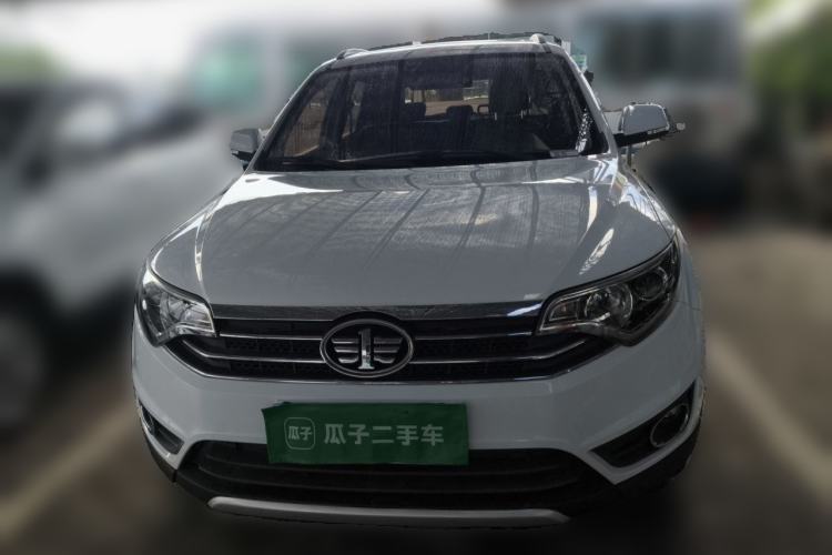 Used FAW Senya R7 2017 1.6L Manual Luxury Model Front