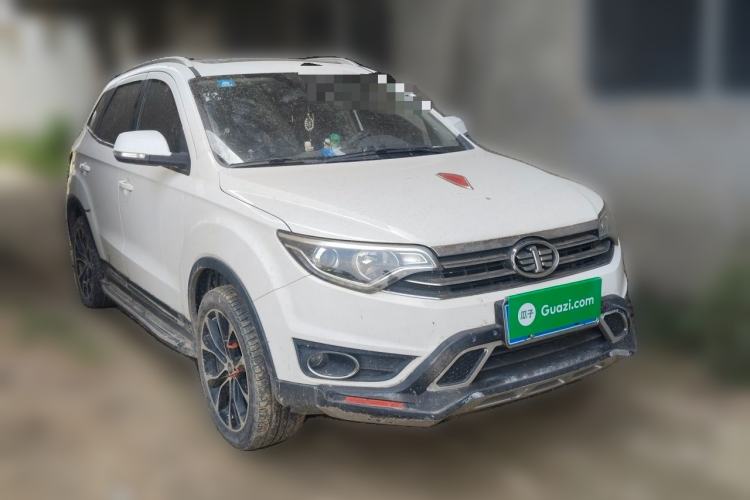 Used FAW Senya R7 2017 Smart Connected Version 1.5T Manual Zhiqing Model Front Right 45 Deg